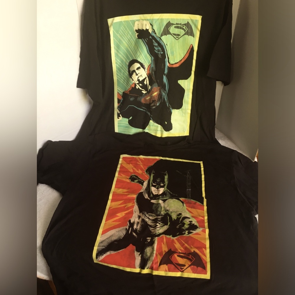 Batman Vs Superman Two T-Shirts set - Size Boys XL